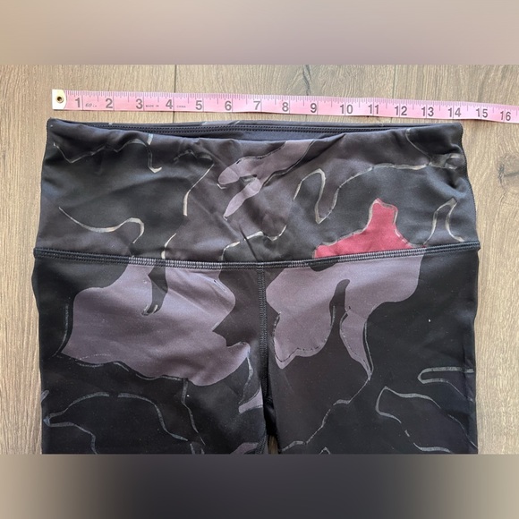 NOLI Yoga Camo print Leggings Size Large - Picture 3 of 9